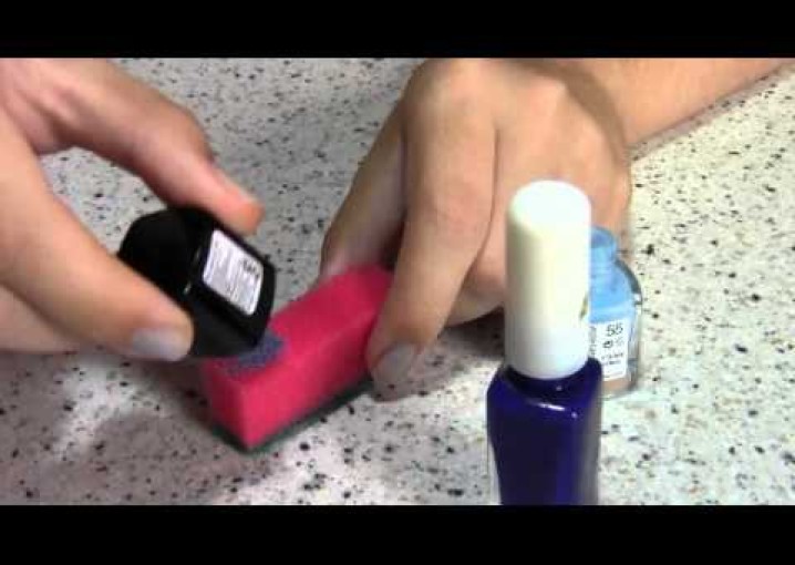 градиентный маникюр как накрасить 2 лаками ногти с помощью губки
