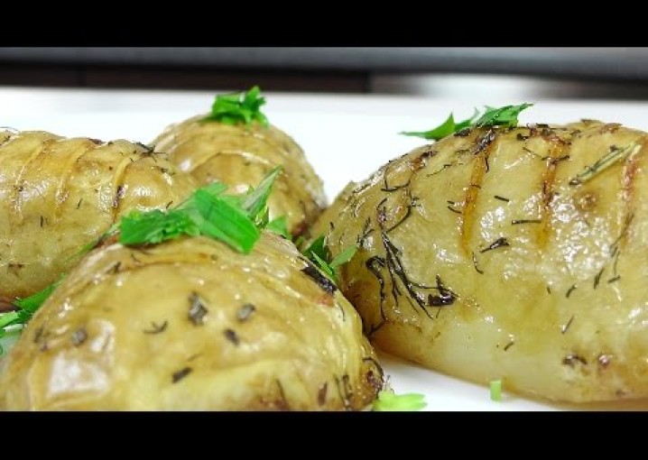 Картофель запеченный с зеленью видео рецепт
