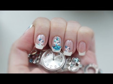 Свадебный маникюр с синими блестками/ Wedding nail art with blue glitter