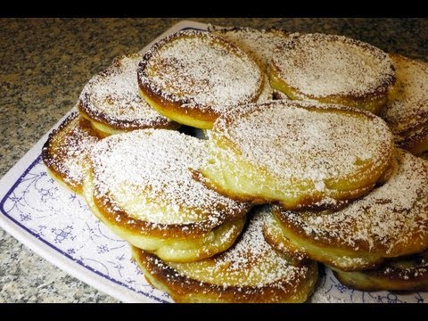 Оладьи на кефире с изюмом - видео рецепт от GermaCook Оладьи на кефире с изюмом - видео рецепт от GermaCook