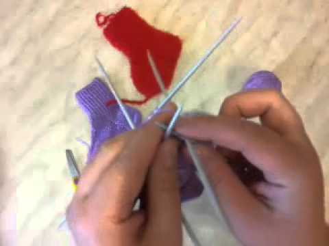 Видео вязание спицами носки для новорожденного Шаг-3
