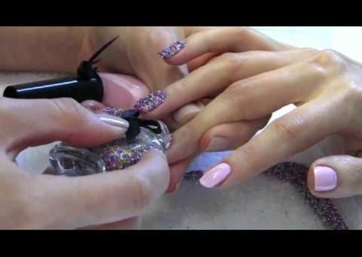 Икорный маникюр Caviar Manicure)