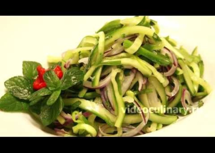 Рецепт - Пикантный салат из огурцов от http://videoculinary.ru