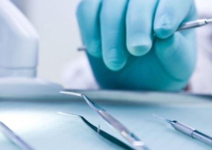 Як відбувається установка коронки на імплант в сучасній стоматології