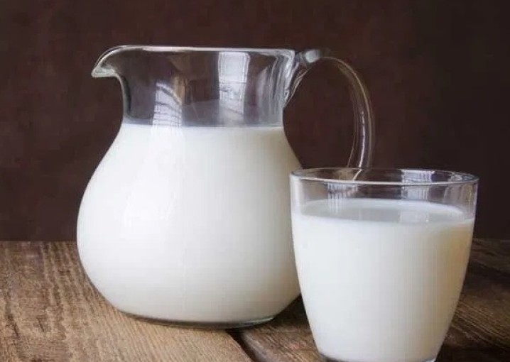 Фермерское Молоко на Дом: Вкус и Польза в Каждом Литре