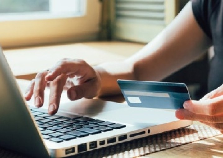 Онлайн-кредит - вигідна і швидка фінансова допомога