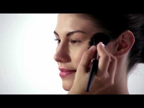 Видео-урок об искусстве макияжа 'Бронзирование и осветление'